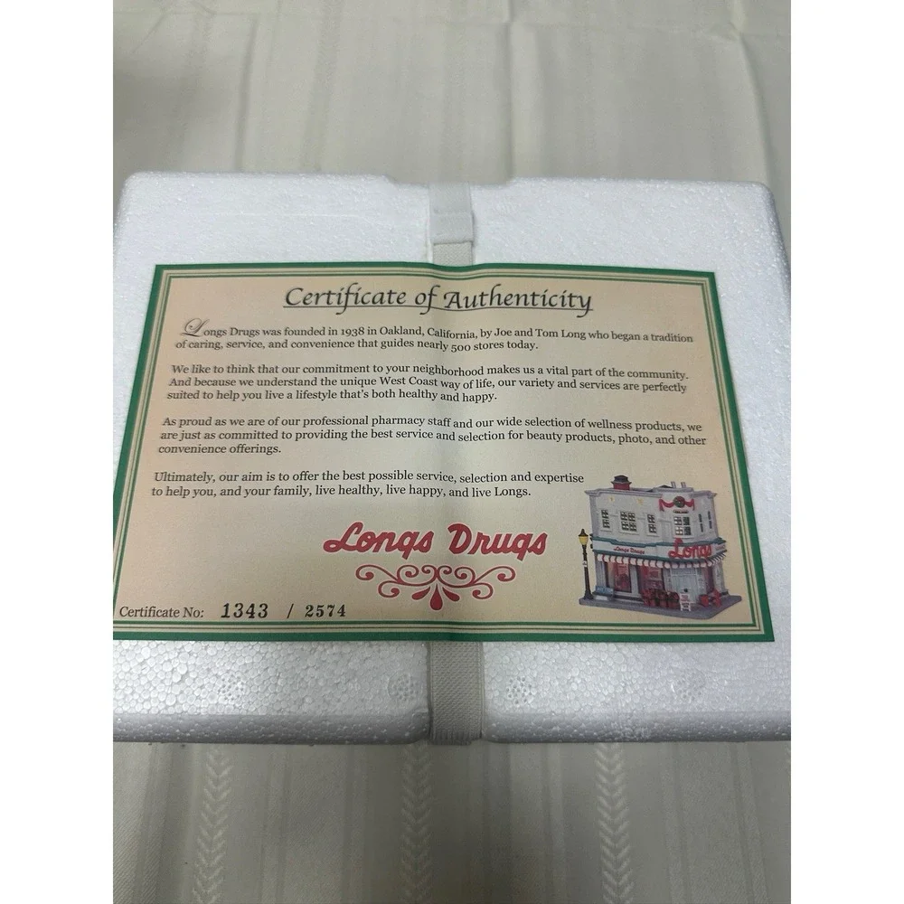 Lemax Longs Corner Store Lighted Building, 2006 Retired Village Collection 65453